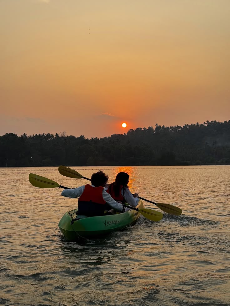 Kayaking at sunset at Bande Falls and Resort